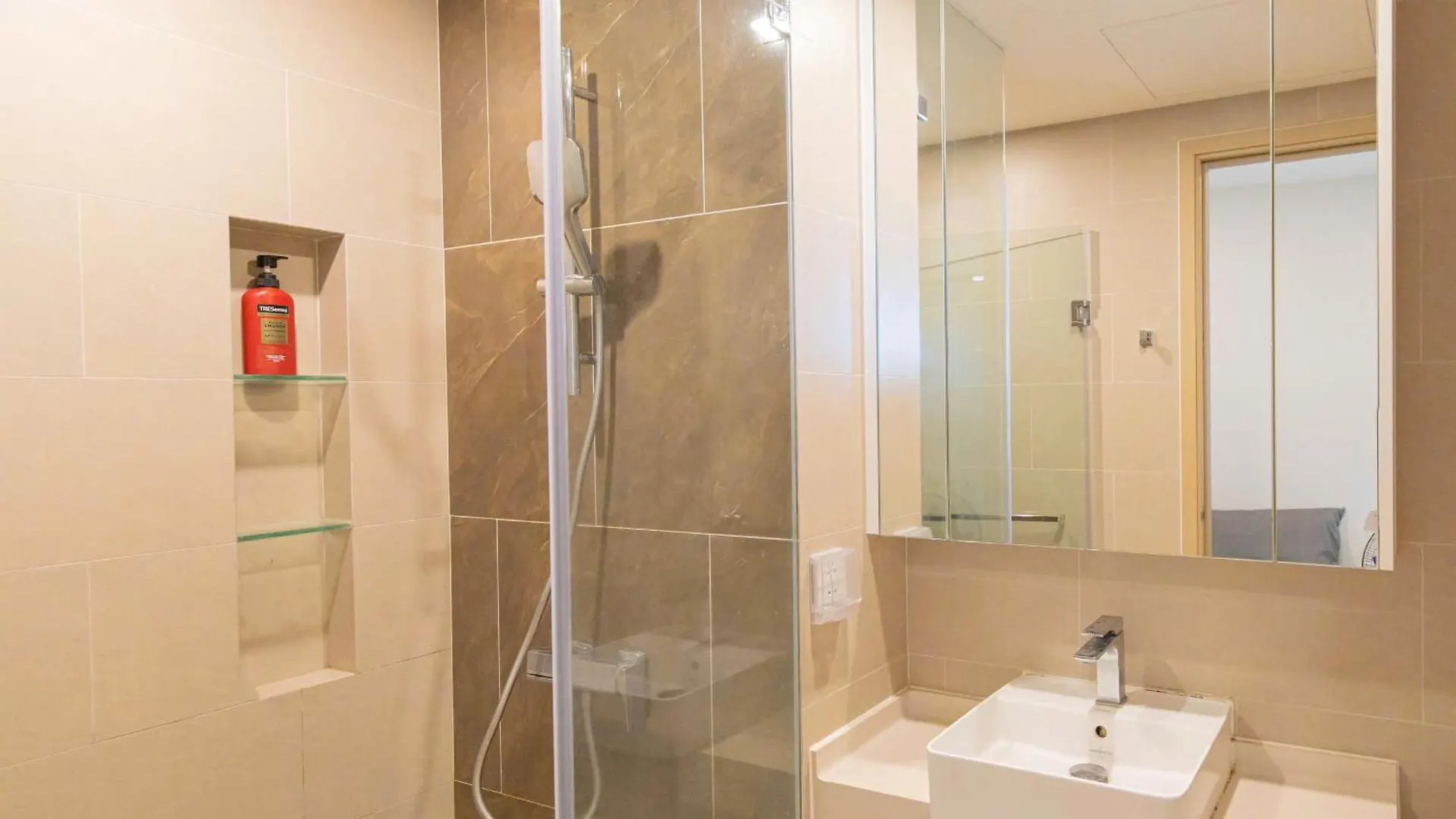 The Song Apartment 5 Stars Rex House Vung Tau 0*,  Vietnam
